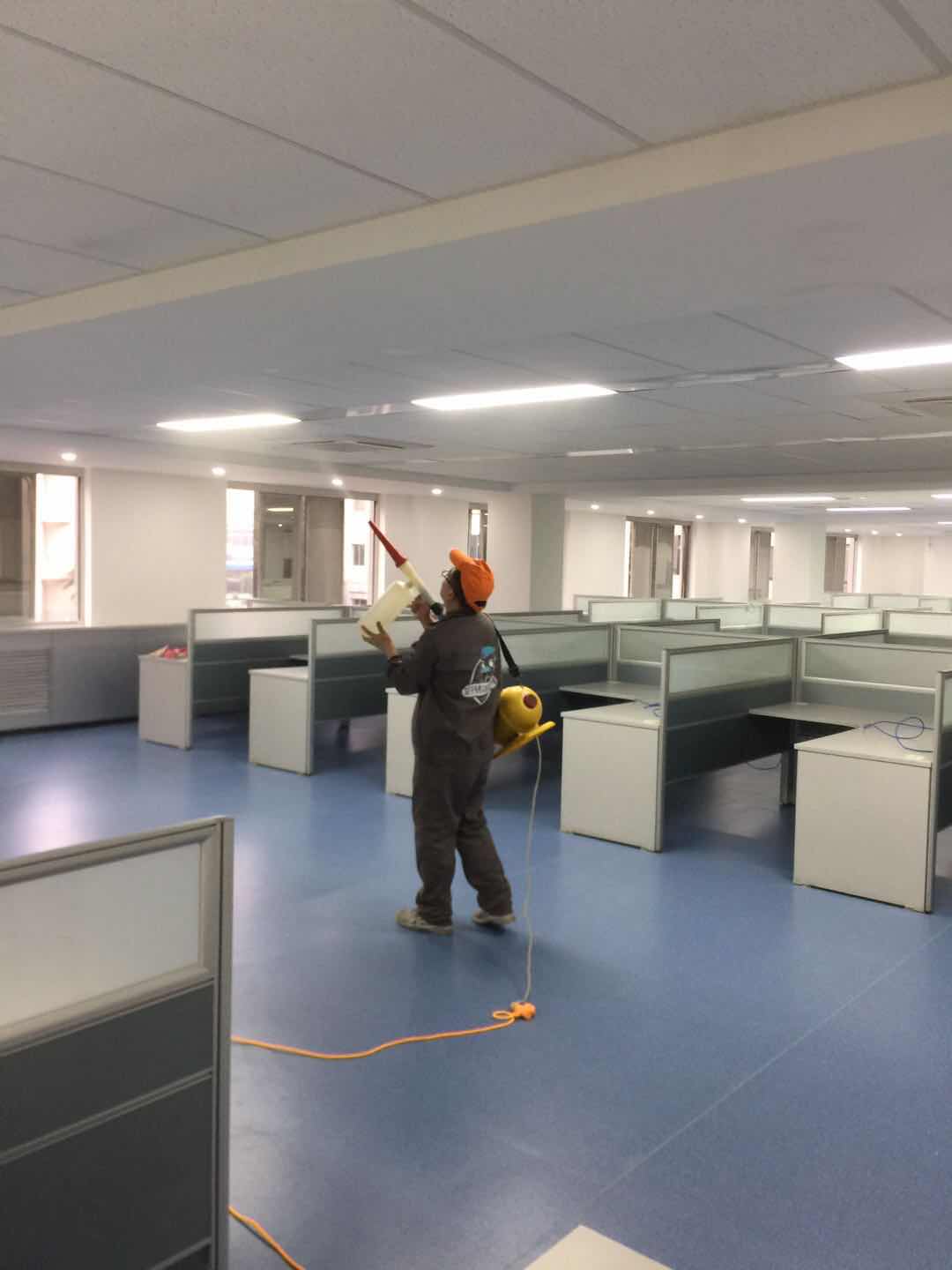 辦公室整體噴槍施工 辦公室整體噴槍施工