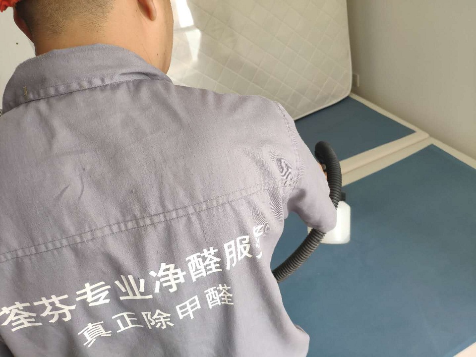 臥室床墊床架噴涂施工治理 臥室床墊床架噴涂施工治理