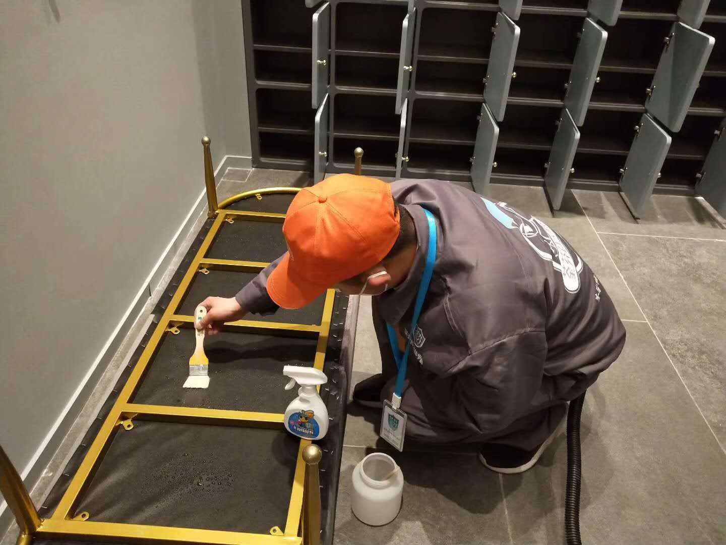 餐桌刷子精細化施工治理 餐桌刷子精細化施工治理