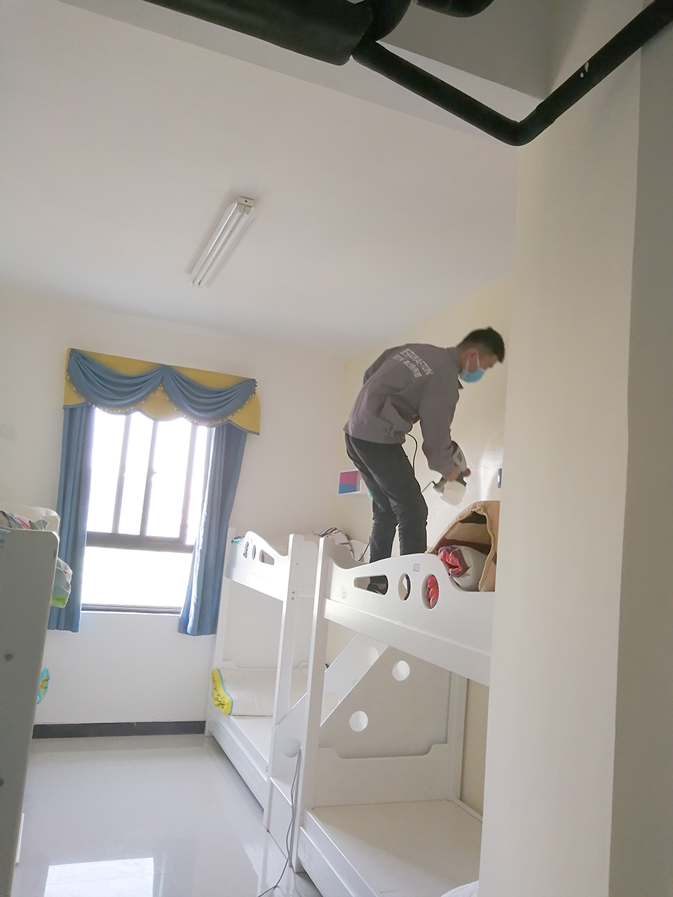 小朋友架子床全方位噴涂治理甲醛 小朋友架子床全方位噴涂治理甲醛