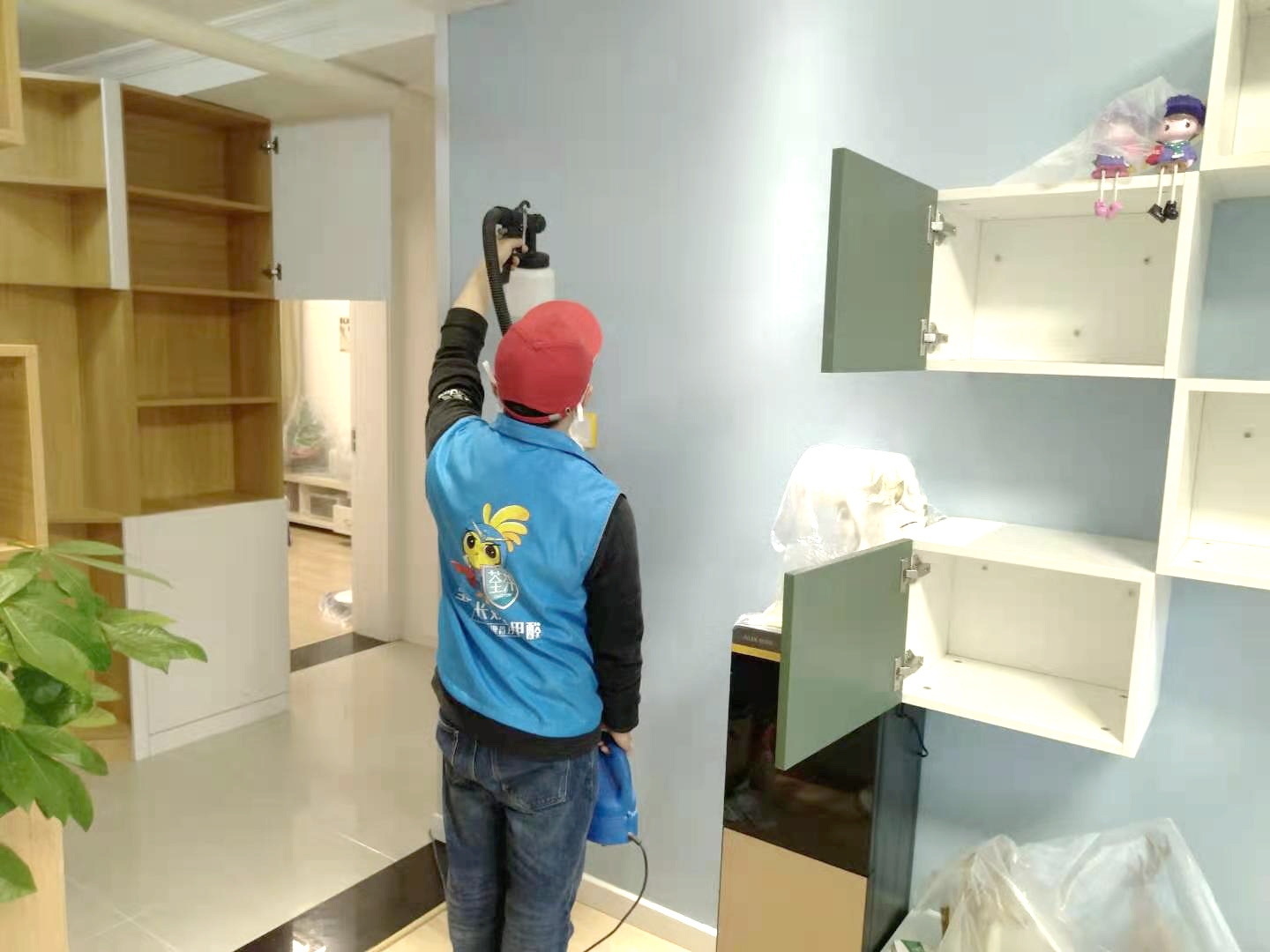 客廳墻面全方位噴涂治理 客廳墻面全方位噴涂治理