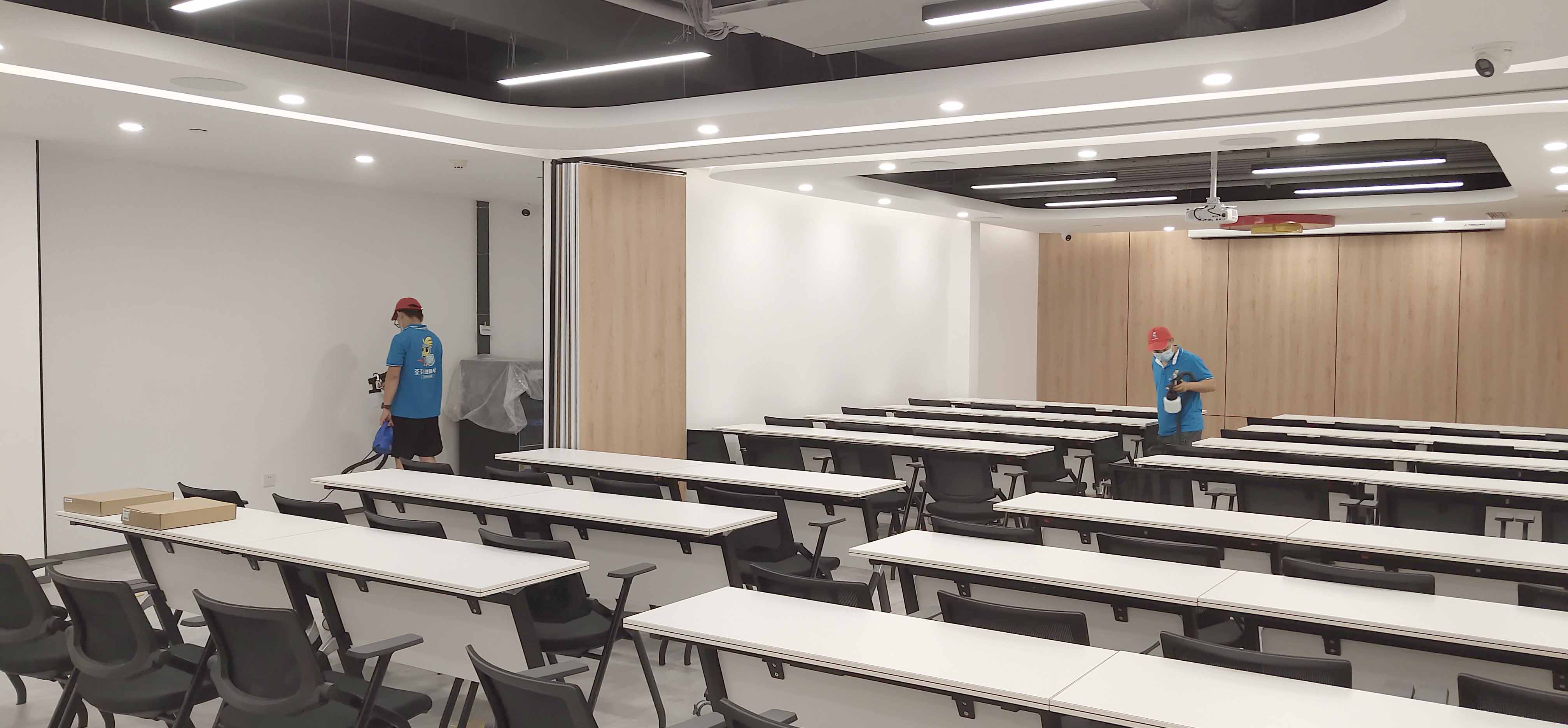 會議室墻面桌椅施工治理 會議室墻面桌椅施工治理